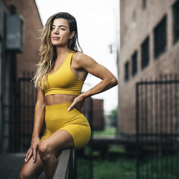 Alphalete amplify golden hour biker shorts - Picture 5 of 12